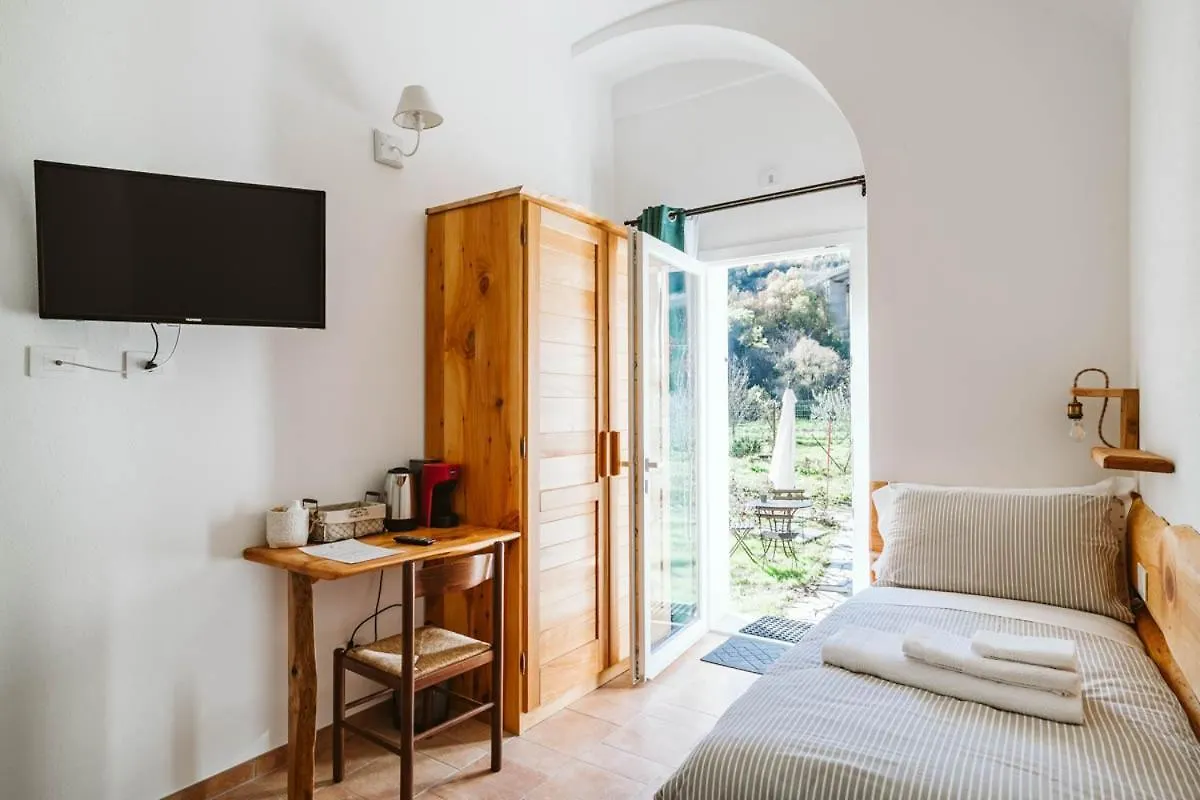 Farm stay Agriturismo Il Canto Delle Rane Finale Ligure Italy